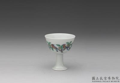 图片[2]-Stem cup with doucai polychrome decoration of birds and flowers, Ming dynasty, Chenghua reign, 1465-1487-China Archive